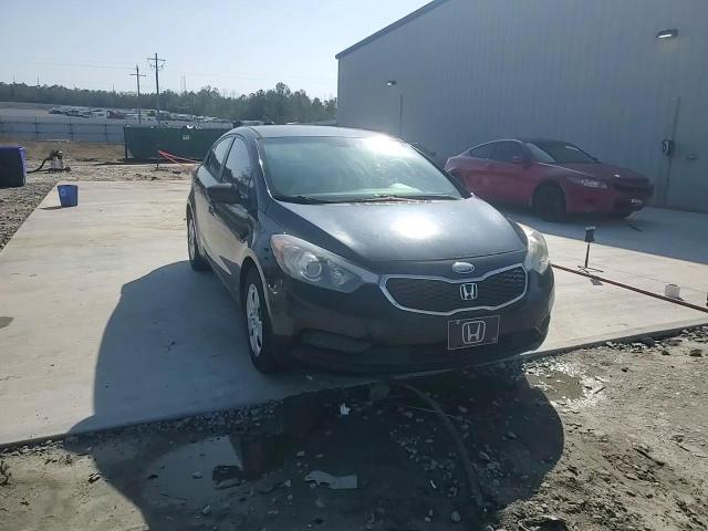 2014 Kia Forte - Image 13