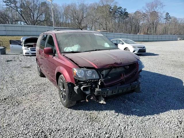 2018 Dodge Caravan - Image 11