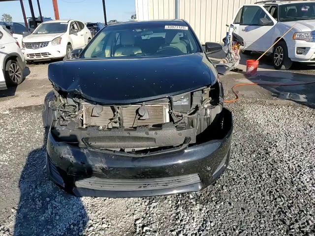 2012 Toyota Camry - Image 14