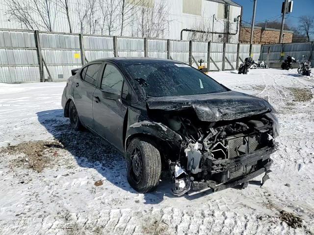 2020 Nissan Versa - Image 11