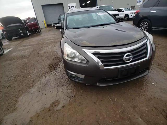 2013 Nissan Altima - Image 13