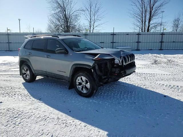 2016 Jeep Cherokee - Image 10