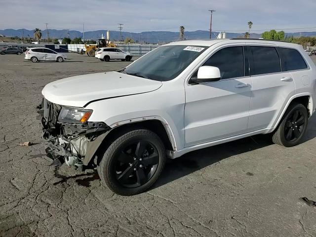 2015 Jeep Grand Cherokee - Image 12