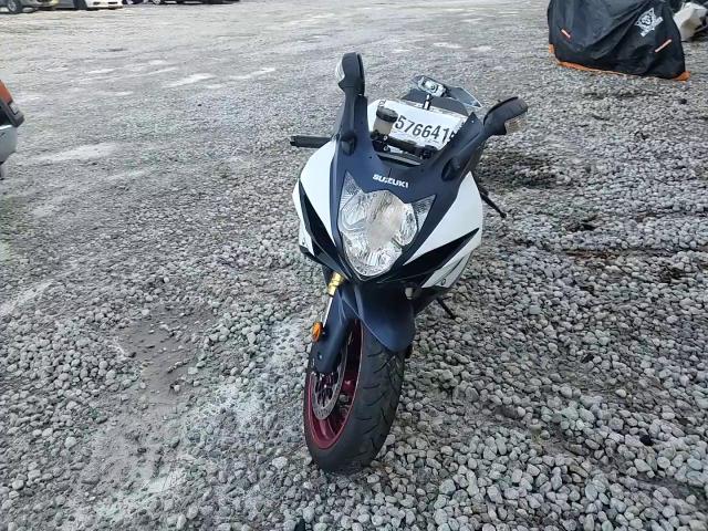 2024 Suzuki Gsx-R750 VIN: JS1GR7MA2R7100471 Lot: 45766415