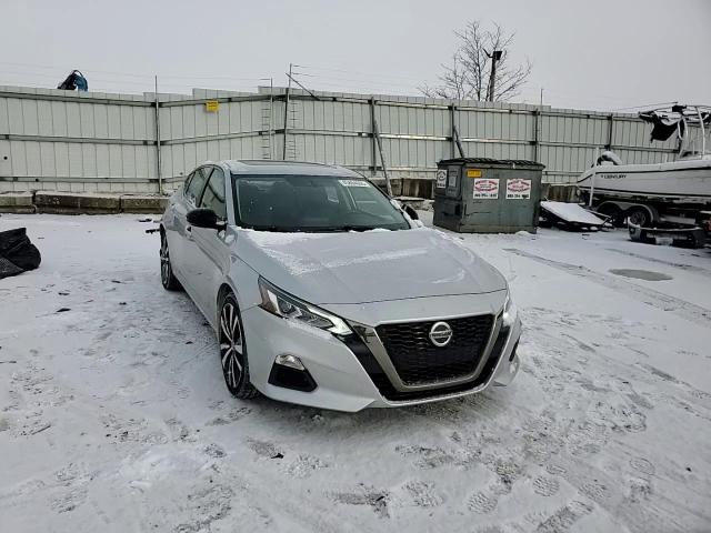 2019 Nissan Altima - Image 10