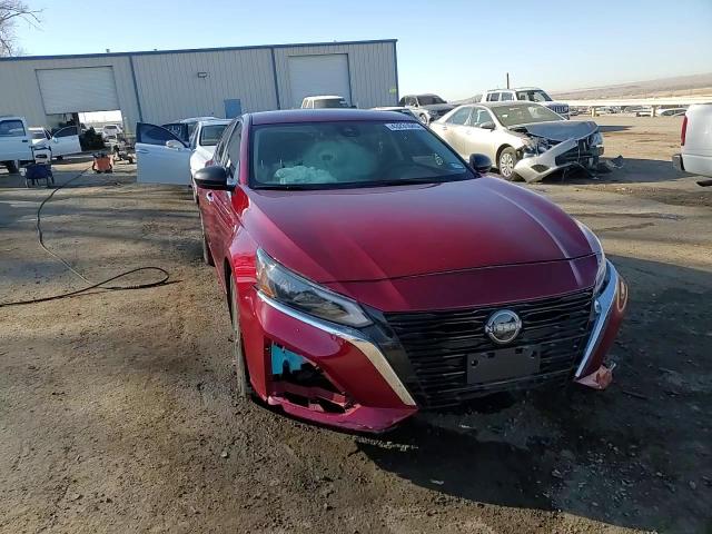 2024 Nissan Altima - Image 13