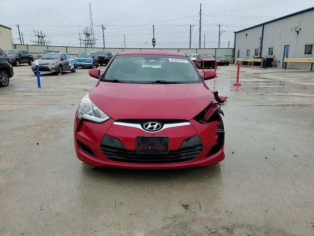 2015 Hyundai Veloster - Image 14