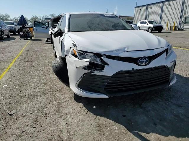 2023 Toyota Camry - Image 10