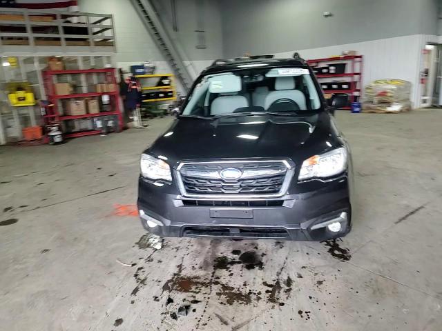2018 Subaru Forester - Image 12