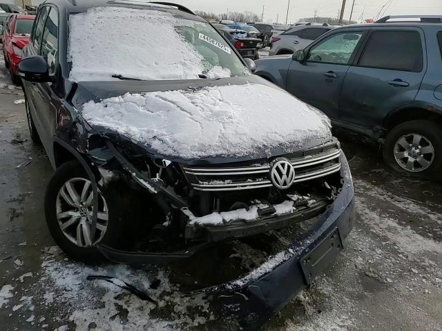 2016 Volkswagen Tiguan - Image 11