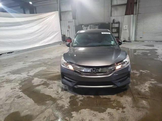 2017 Honda Accord - Image 10