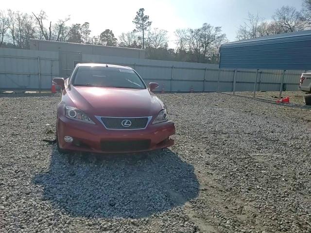 2011 Lexus IS - Image 11
