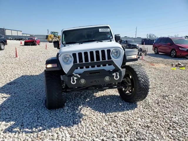 2020 Jeep Gladiator - Image 10