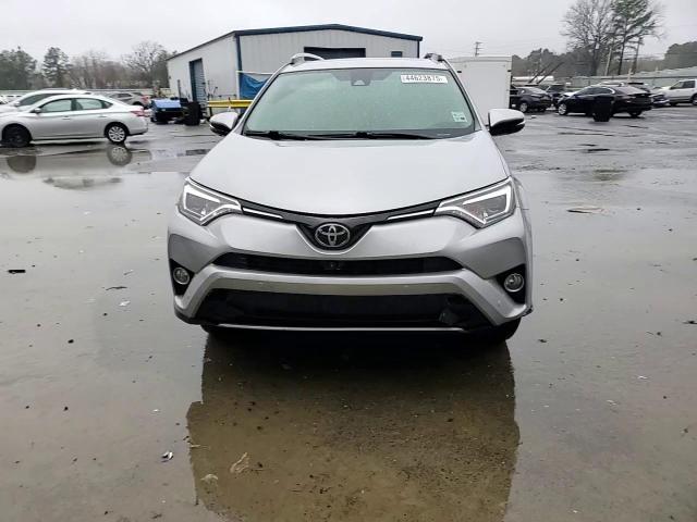 2018 Toyota RAV 4 - Image 12