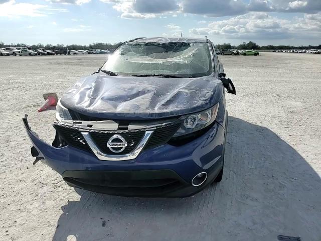 2017 Nissan Rogue - Image 12