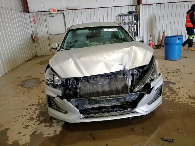 2018 Hyundai Sonata - Image 13