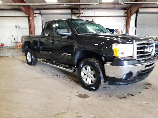 2012 GMC Sierra - Image 13