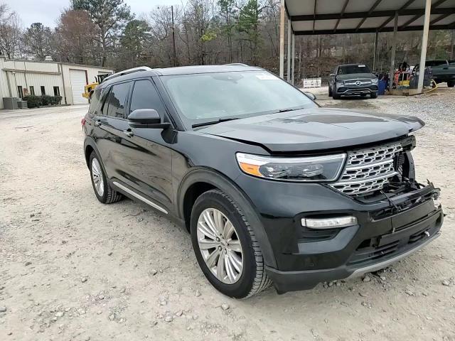 2020 Ford Explorer - Image 11