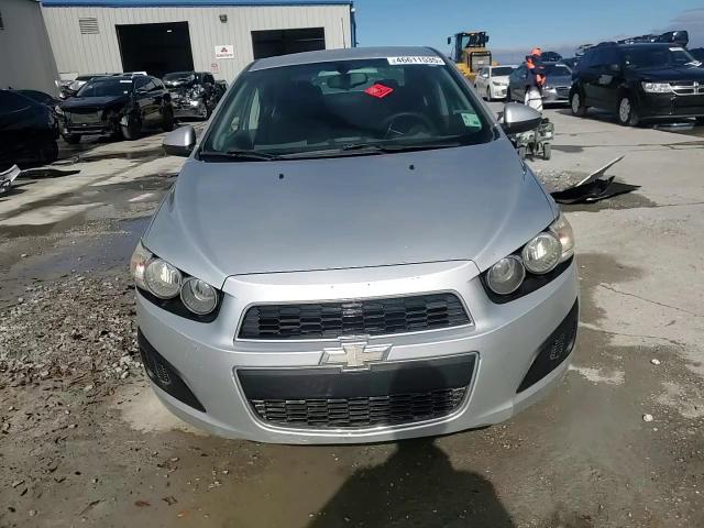 2016 Chevrolet Sonic - Image 13