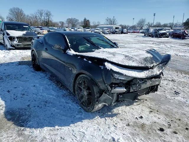 2019 Chevrolet Camaro - Image 11