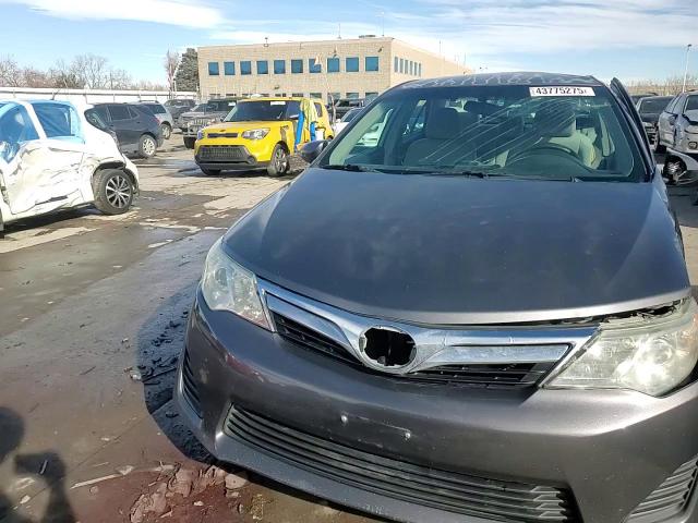 2012 Toyota Camry - Image 12