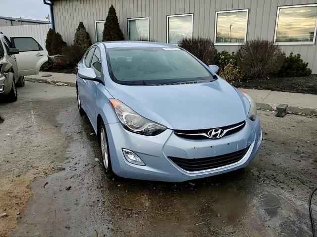2013 Hyundai Elantra - Image 13