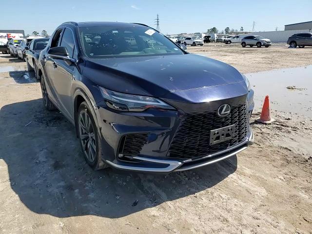 2023 Lexus RX - Image 11