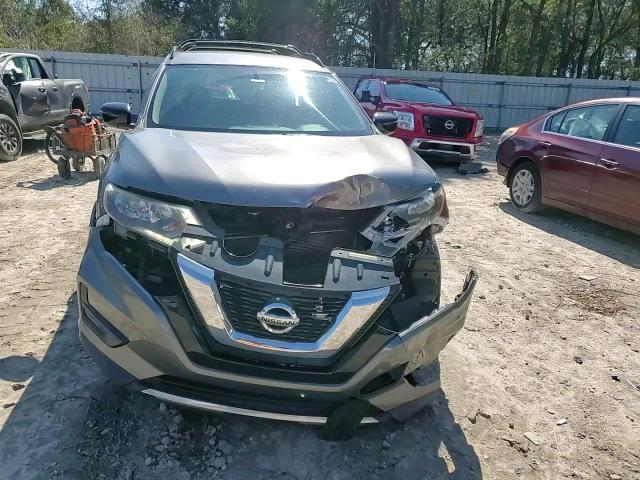 2017 Nissan Rogue - Image 14