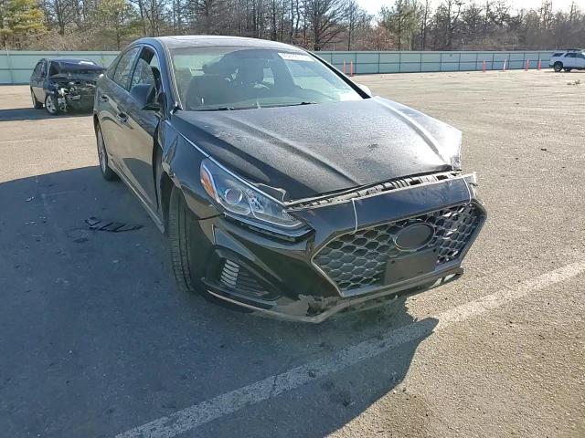 2018 Hyundai Sonata - Image 10