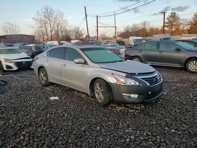 2013 Nissan Altima - Image 14