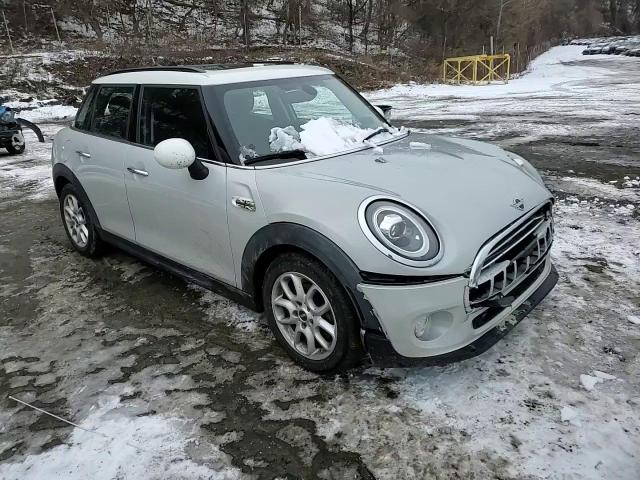 2019 MINI Cooper - Image 15