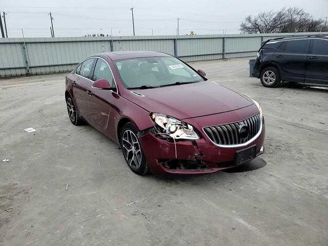 2017 Buick Regal - Image 11