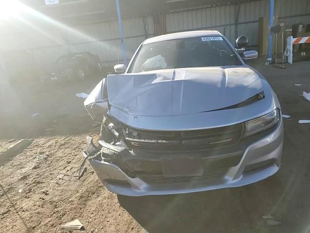 2016 Dodge Charger - Image 11