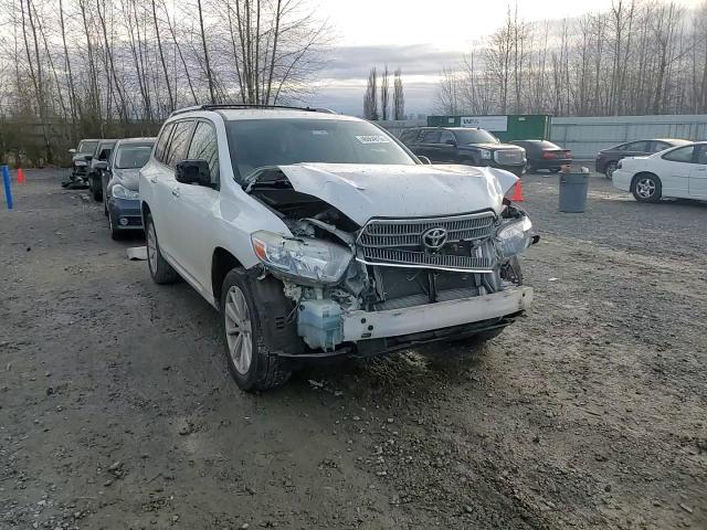 2010 Toyota Highlander - Image 11