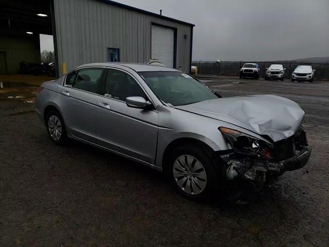 2009 Honda Accord - Image 11