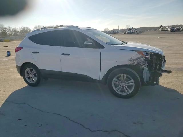 2013 Hyundai Tucson - Image 11