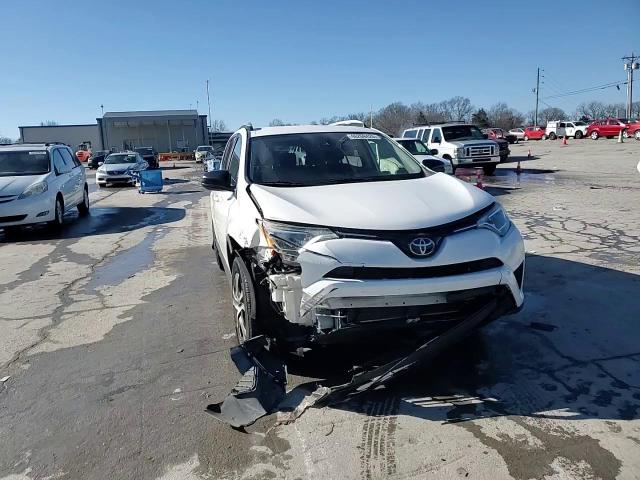 2018 Toyota RAV 4 - Image 14