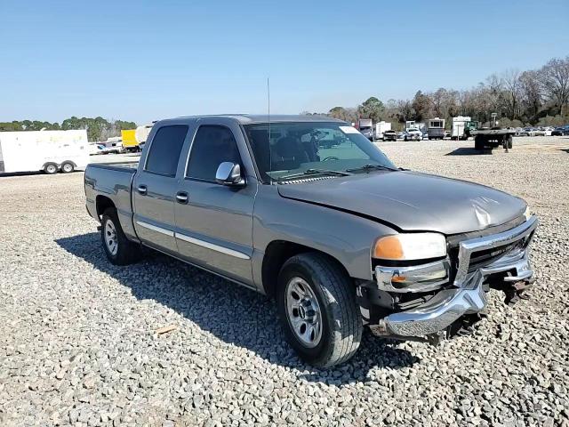 2007 GMC Sierra - Image 11