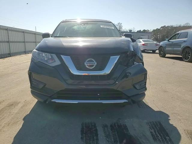 2019 Nissan Rogue - Image 12