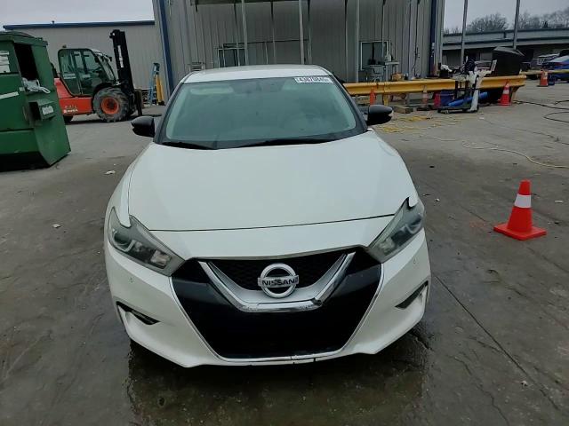 2016 Nissan Maxima - Image 13