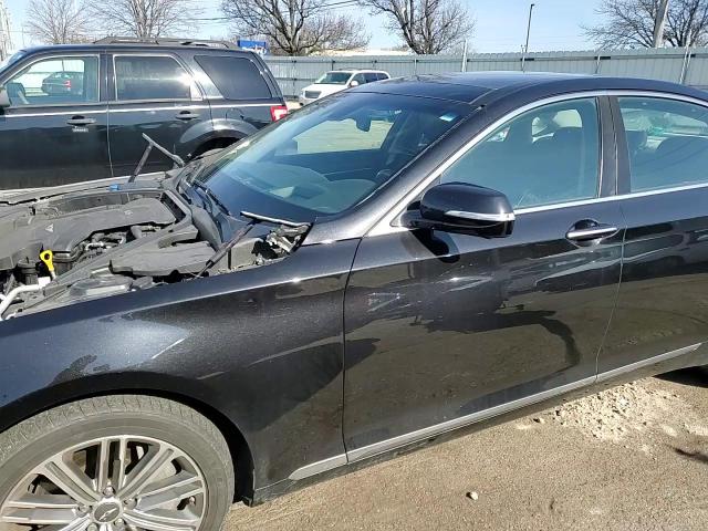 2018 Genesis G80 - Image 11