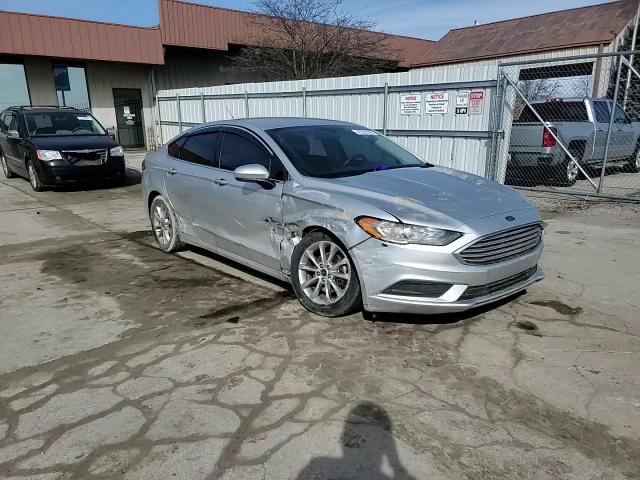 2017 Ford Fusion - Image 10