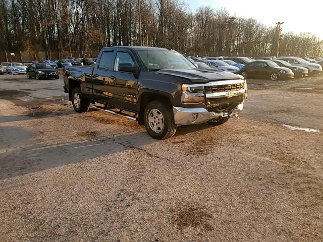 2019 Chevrolet Silverado - Image 15