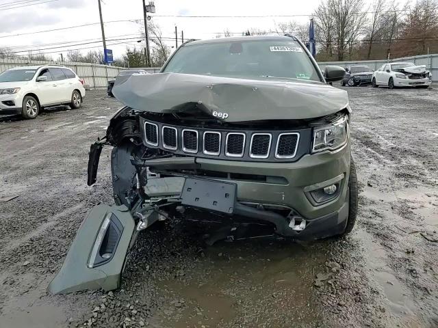 2018 Jeep Compass - Image 12