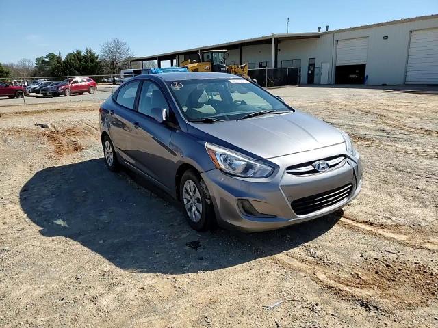 2017 Hyundai Accent - Image 11