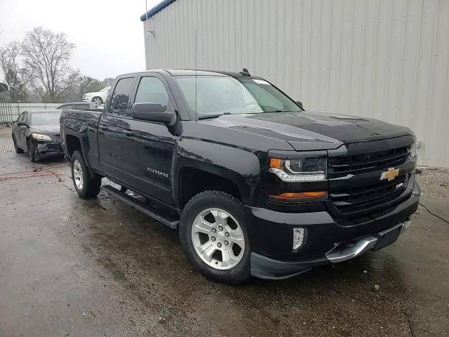 2017 Chevrolet Silverado - Image 13