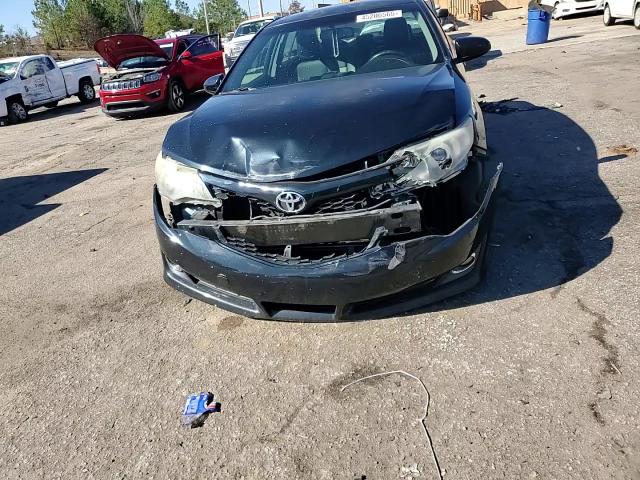2013 Toyota Camry - Image 11
