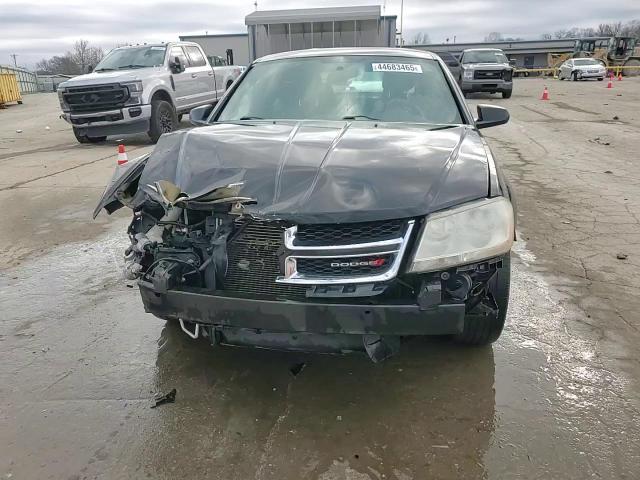 2013 Dodge Avenger - Image 14