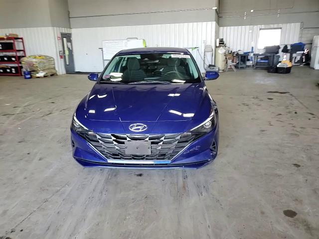 2021 Hyundai Elantra - Image 11