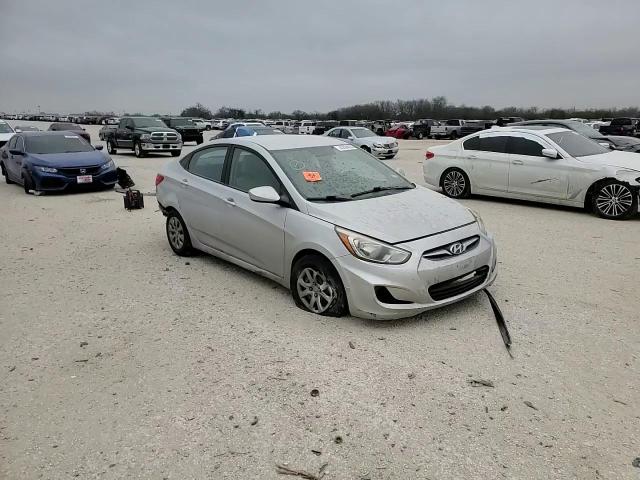 2016 Hyundai Accent - Image 11